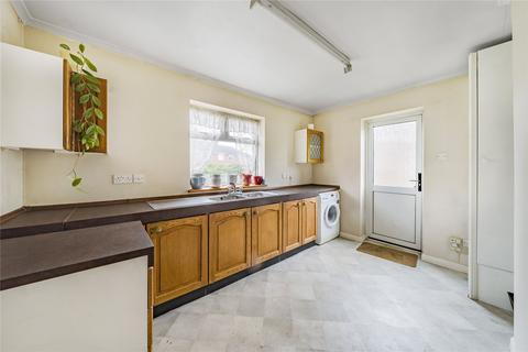 4 bedroom detached house for sale, Templedene Avenue, Surrey TW18