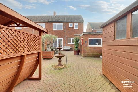 3 bedroom end of terrace house for sale, Birch Lane, Walsall WS4