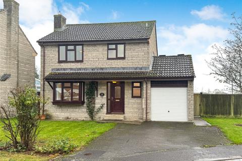 4 bedroom detached house to rent, Plough Close, Street, Somerset, BA16