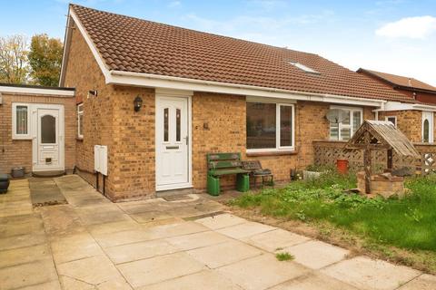 2 bedroom semi-detached bungalow for sale, Barnes Close, Leicester LE4