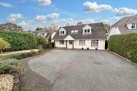 4 bedroom detached house for sale, Colehill