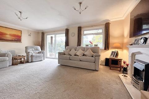 4 bedroom detached house for sale, Colehill