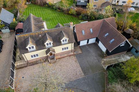 5 bedroom detached house for sale, Bures Road, Sudbury CO10