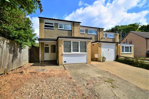 3 bedroom end of terrace house to rent, Bell Meadow, Bury St. Edmunds IP32