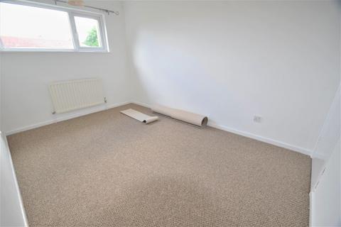 3 bedroom end of terrace house to rent, Bell Meadow, Bury St. Edmunds IP32