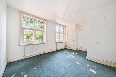 2 bedroom apartment for sale, Cedars Road, Hampton Wick, Kingston upon Thames, KT1