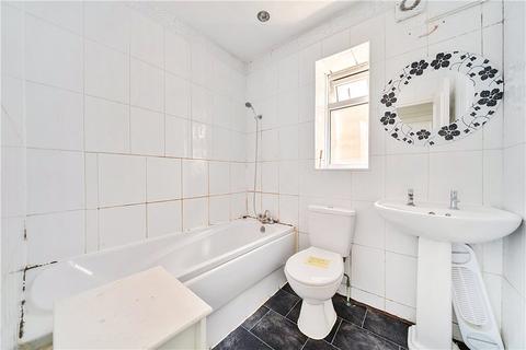 2 bedroom apartment for sale, Cedars Road, Hampton Wick, Kingston upon Thames, KT1