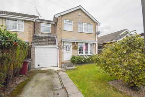 4 bedroom detached house to rent, Hayfield View, Eckington, Sheffield