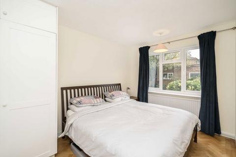 2 bedroom flat for sale, Thames Village, London W4