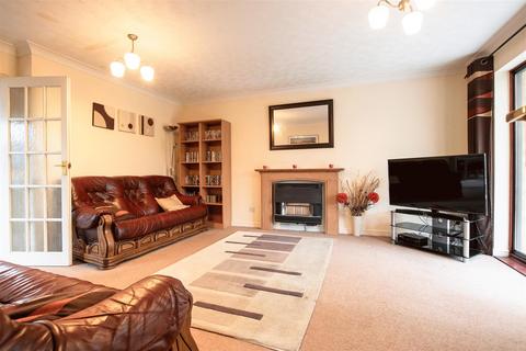 4 bedroom detached house for sale, Grange Road, Wellingborough