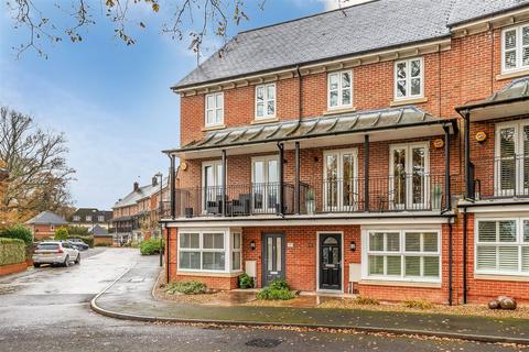 4 bedroom townhouse for sale, Worth, Crawley