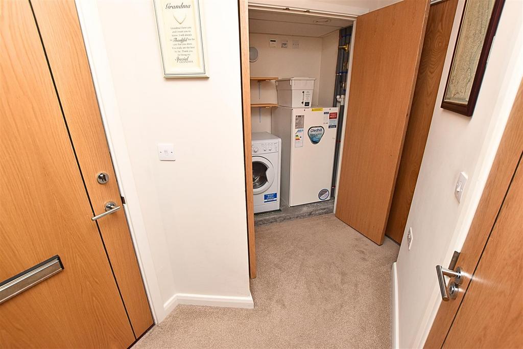 Storage cupboard
