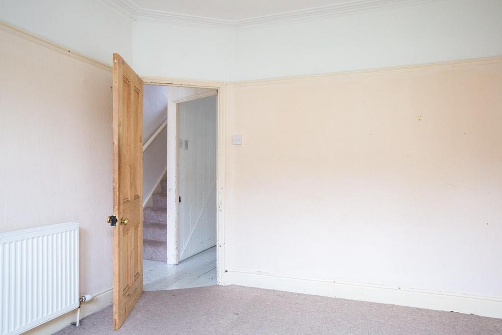 31 Ellicott Road, Horfield-2.jpg
