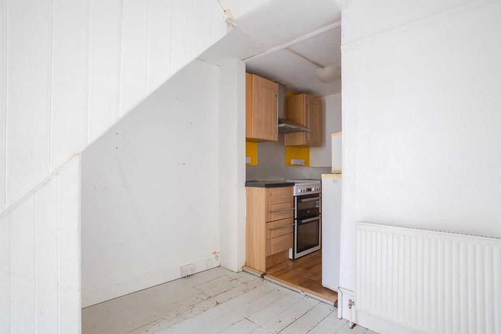 31 Ellicott Road, Horfield-5.jpg