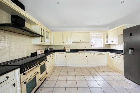 5 bedroom detached house for sale, Middleton Close, Hammerwich