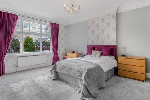 18 Blackroot Road, Sutton Coldfield, B74 2QH