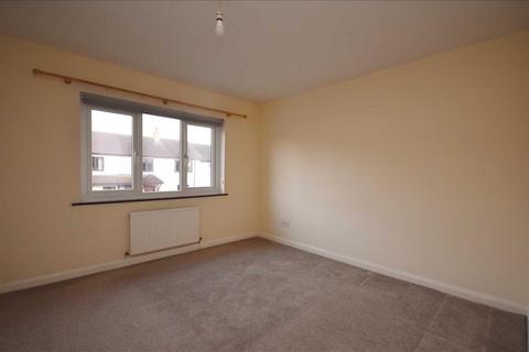 3 bedroom townhouse to rent, Lawnwood Avenue, Chorley