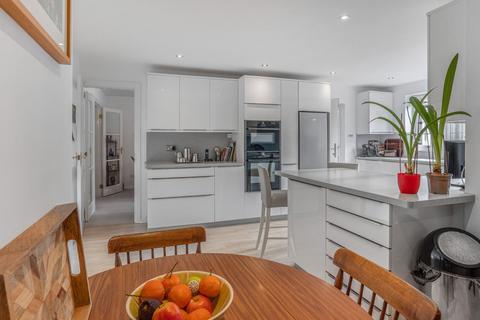 6 Alderhithe Grove, Little Aston, Sutton Coldfield, B74 3BN