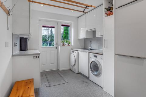 6 Alderhithe Grove, Little Aston, Sutton Coldfield, B74 3BN