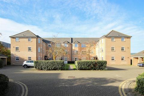 2 bedroom flat to rent, Regency Square, Cambridge CB1