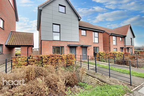 3 bedroom semi-detached house for sale, The Shade, Soham