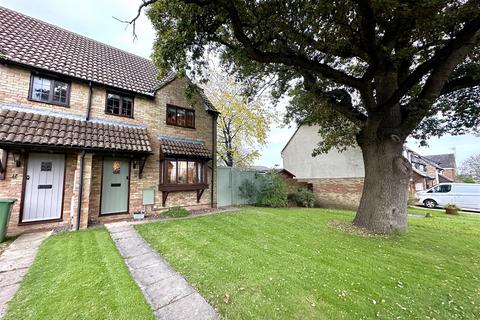 3 bedroom end of terrace house for sale, Perry Close, Newent GL18