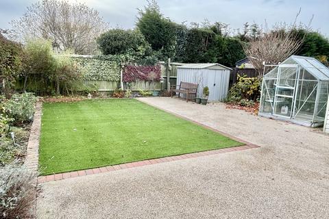 2 bedroom detached bungalow for sale, Leicester LE2