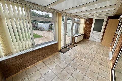 2 bedroom detached bungalow for sale, Leicester LE2