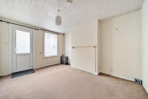 2 bedroom terraced house for sale, Luton Road, Faversham, ME13