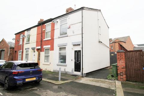 2 bedroom end of terrace house for sale, Lupton Street, Manchester M34