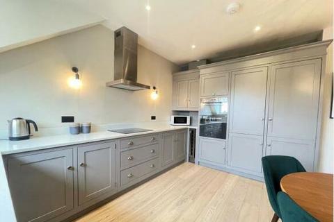 2 bedroom apartment to rent, Wells House, Harrogate HG2