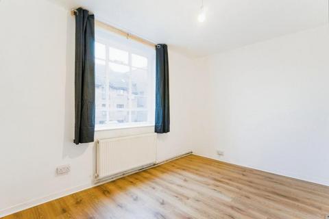 2 bedroom flat to rent, Old Kent Road, London SE1
