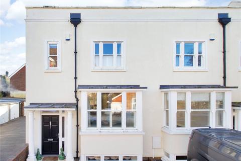 4 bedroom end of terrace house to rent, Cambridge Gardens, Tunbridge Wells, Kent, TN2