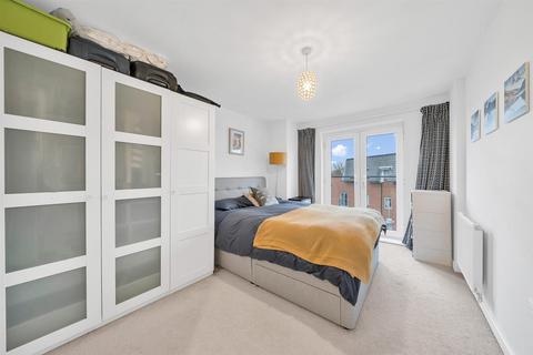 2 bedroom apartment for sale, Scotts Road, Bromley