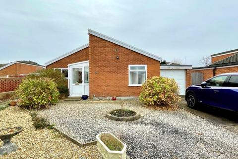 2 bedroom detached bungalow for sale, Liddell Park, Craig y Don, Llandudno