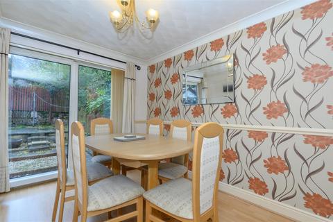 3 bedroom semi-detached house for sale, Octagon Terrace, Halifax