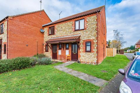 2 bedroom end of terrace house for sale, Hares Close, Little Snoring