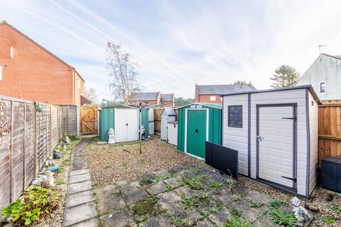 2 bedroom end of terrace house for sale, Hares Close, Little Snoring