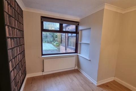 3 bedroom house to rent, Sewall Highway, Coventry, CV6 7JN