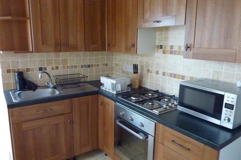 2 bedroom terraced house to rent, Esslemont, Southsea, Portsmouth