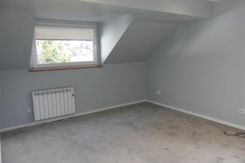 2 bedroom flat to rent, Stockeld Way, Ilkley LS29