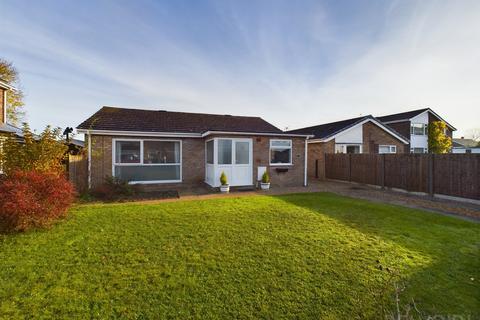 3 bedroom bungalow to rent, Stevens Close, Watton, IP25