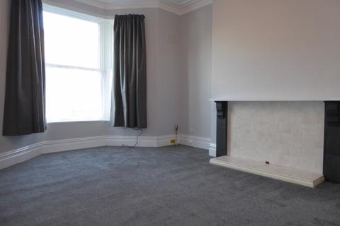 1 bedroom flat to rent, Heysham Road, Morecambe, LA3 1DE