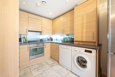 2 bedroom flat to rent, Ruby Way, Colindale, London, NW9