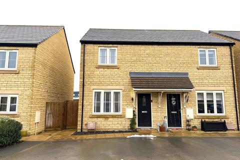 2 bedroom semi-detached house for sale, Centenary Way, Witney, Oxfordshire, OX29