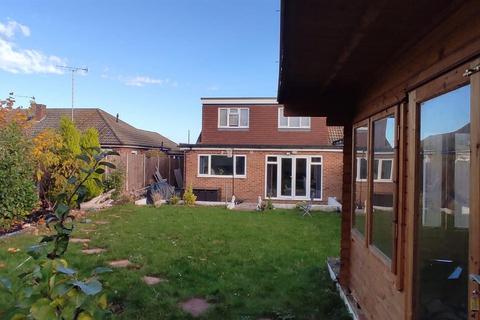 40 Chestnut Grove, Dartford, DA2 7PG