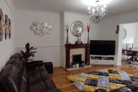 40 Chestnut Grove, Dartford, DA2 7PG
