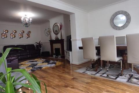 40 Chestnut Grove, Dartford, DA2 7PG