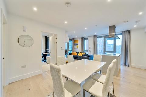 undefined, Kings Road, Reading, RG1