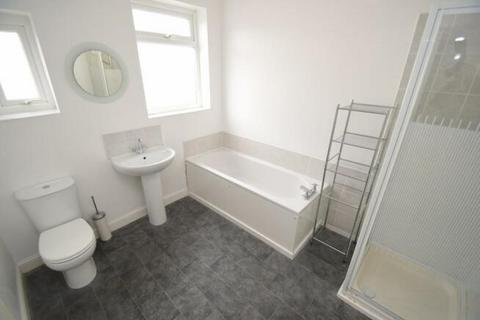 2 bedroom house to rent, Bloom Street, Stockport SK3